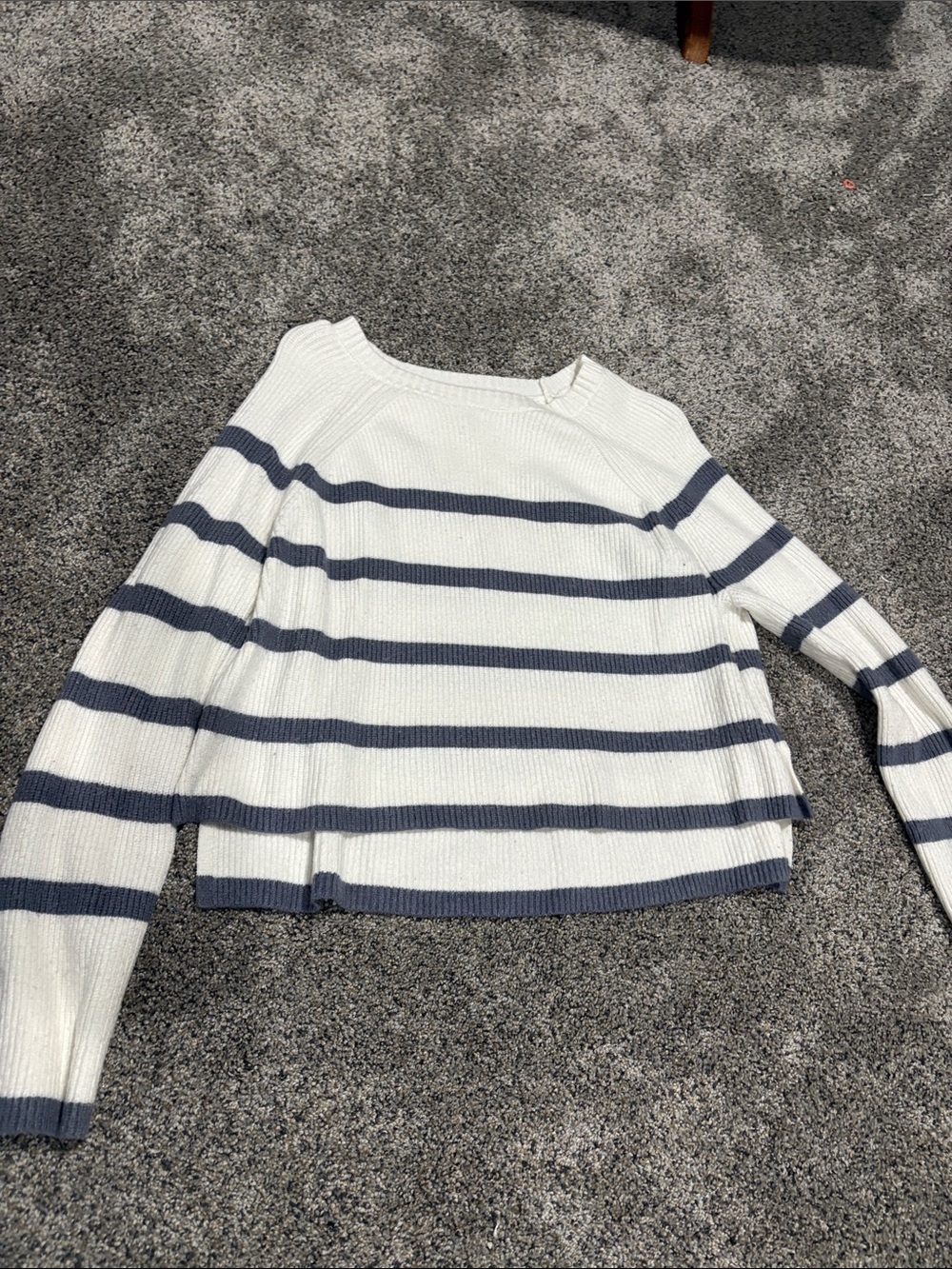 Jessica Simpson White and Navy Striped Boatneck Cropped Sweater
